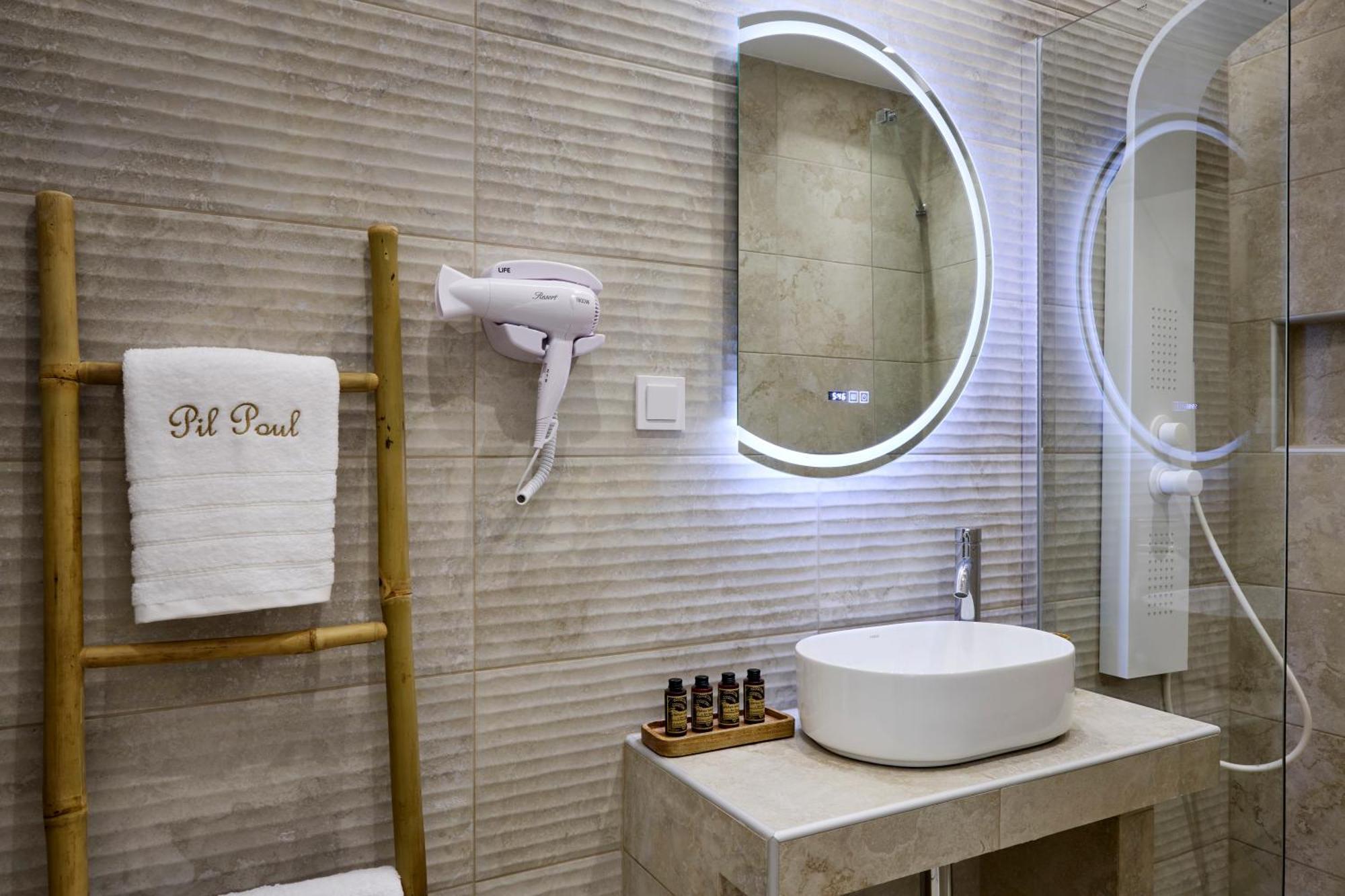 Pil Poul Athens Rooms Εξωτερικό φωτογραφία